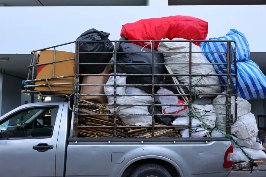 Differences Between Junk Pickup And Dumpster Rental in Miami, FL
